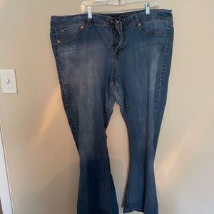 Bootcut Jeans